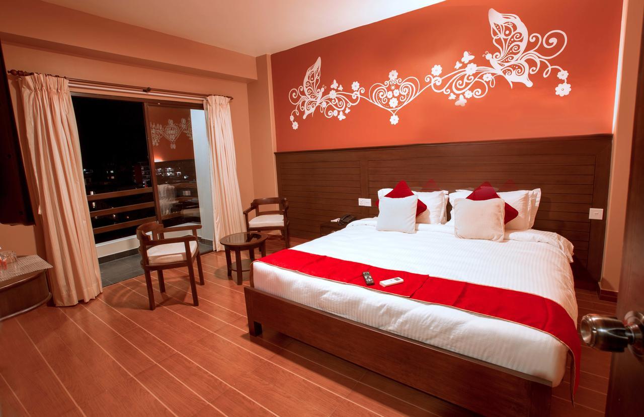 Hotel City Park Pokhara Ngoại thất bức ảnh